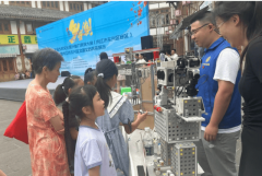 本次勾当还设想了“抓糖果”小逛