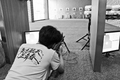 页工整严谨的演算、敷衍了事的笔迹